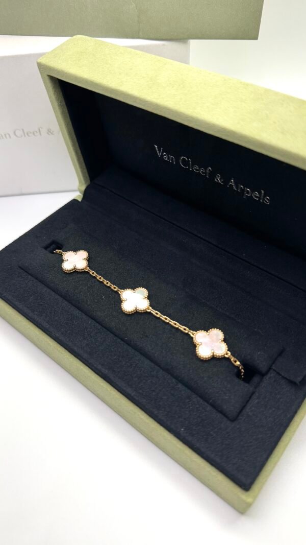 b202502598-van-cleef-arpels-vca-white-mother-of-pearl-bracelet-2 Van Cleef & Arpels (VCA) | White Mother of Pearl Bracelet