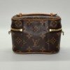 b202505570-louis-vuitton-lv-nice-nano-vanity-bag-adapted-with-chain-holder-3 Louis Vuitton (LV) | Nice Nano Vanity Bag (adapted with chain holder)