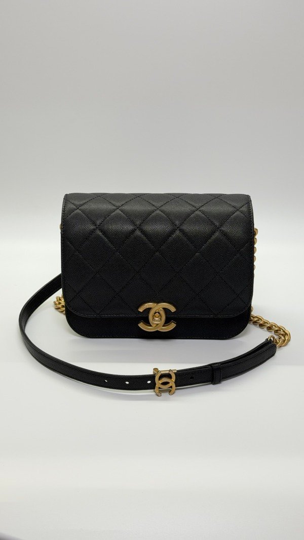 c202501548-chanel-messenger-flap-cavair-1 Chanel | 21K City Curve Messenger Flap Cavair