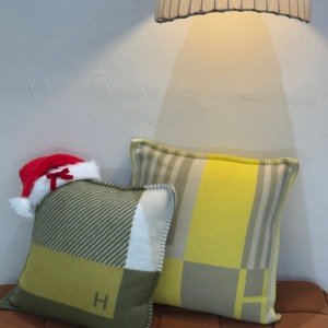 c202506604-hermes-hermes-ithaque-pillow Pre-Owned/ Pre-Loved/ Second-Hand Hermes Hermes Ithaque Pillow, Others in Green Color, 50 x 50 cm Size, Front View