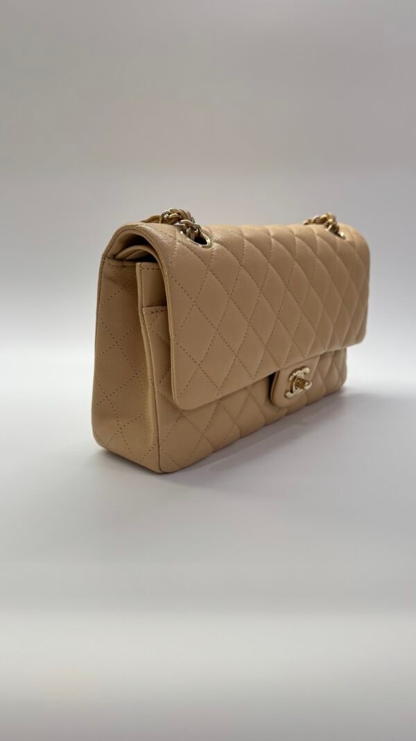 b202501511-chanel-medium-classic-flap-cavair-3 Chanel | Medium Classic Flap Cavair