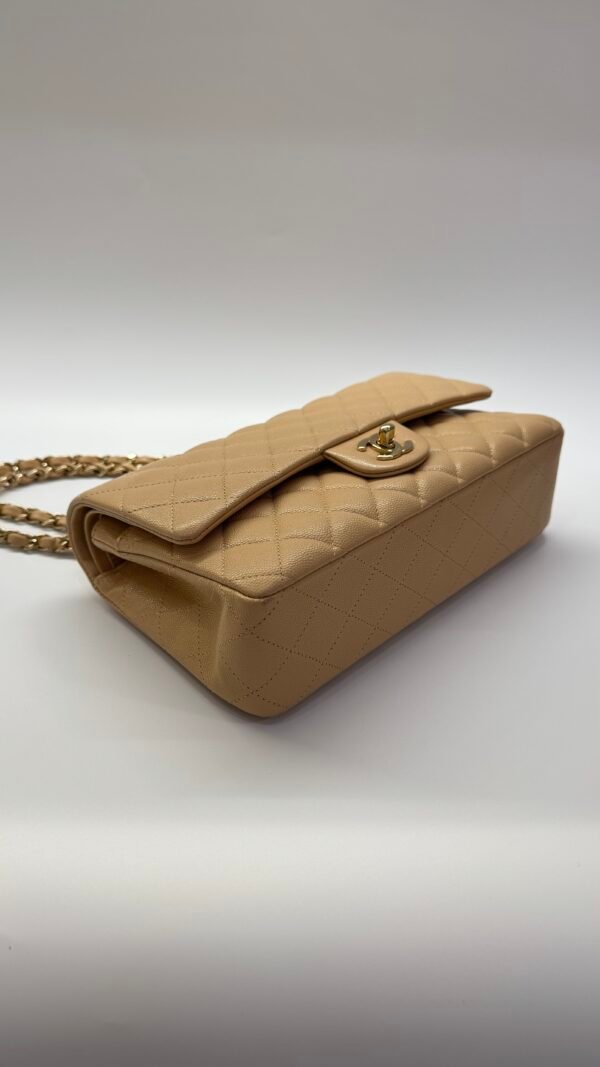b202501511-chanel-medium-classic-flap-cavair-5 Chanel | Medium Classic Flap Cavair