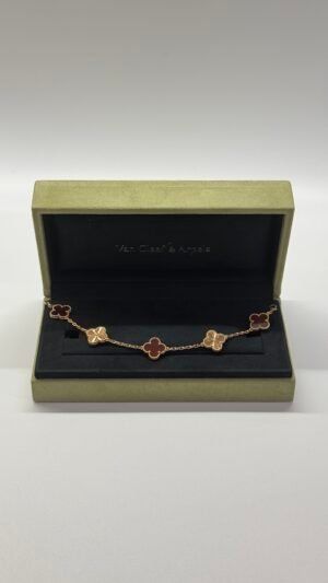 b202502628-van-cleef-arpels-vca-guilloche-carnelian-alternate-bracelet Pre-Owned/ Pre-Loved/ Second-Hand Van Cleef & Arpels (VCA) Guilloche Carnelian Alternate Bracelet, Bracelet in Rose Gold, Red Color, 19cm Size, Front View