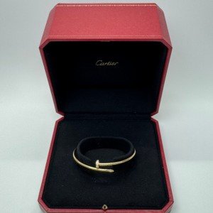b202503654-cartier-diamond-juste-un-clou-small-model Pre-Owned/ Pre-Loved/ Second-Hand Cartier Diamond Juste Un Clou Small Model, Bracelet in Yellow Gold Color, 16 Size, Front View