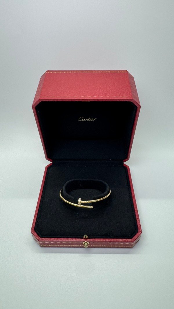 b202503654-cartier-diamond-juste-un-clou-small-model Pre-Owned/ Pre-Loved/ Second-Hand Cartier Diamond Juste Un Clou Small Model, Bracelet in Yellow Gold Color, 16 Size, Front View