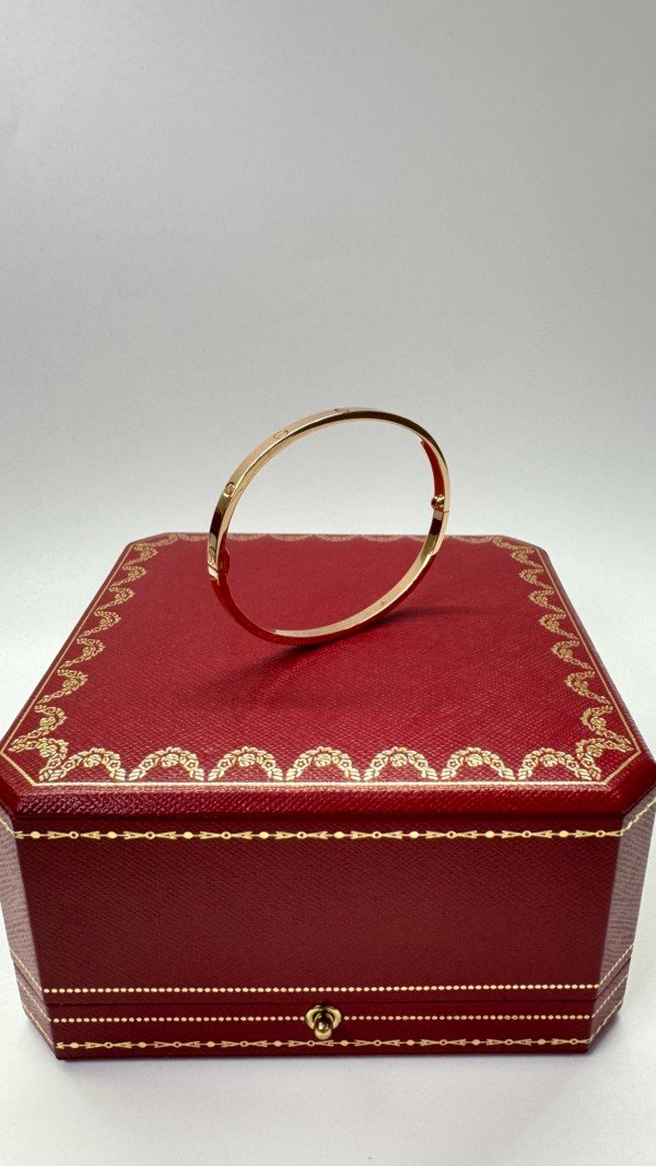 b202503656-cartier-love-bracelet-small-model-3 Cartier | Love Bracelet Small Model