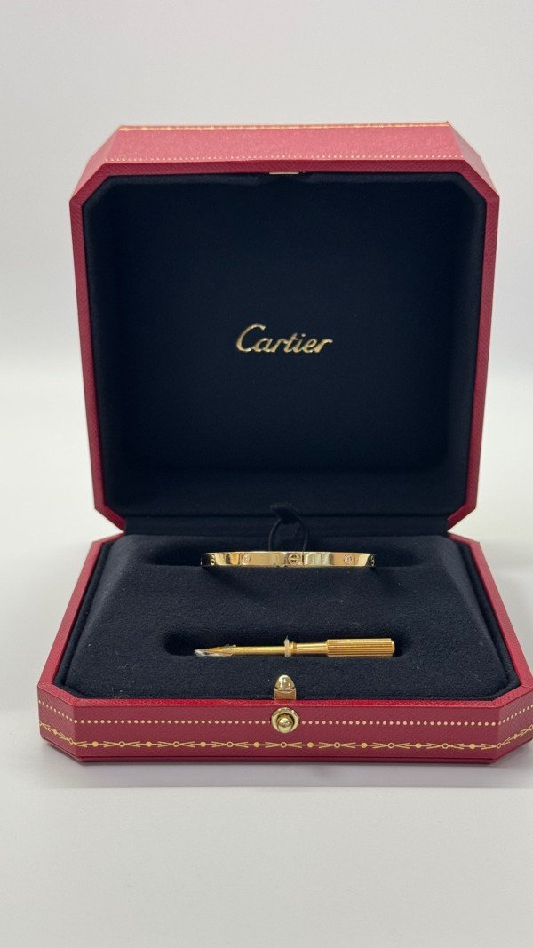Cartier | 6 Diamond Love Bracelet Small Model