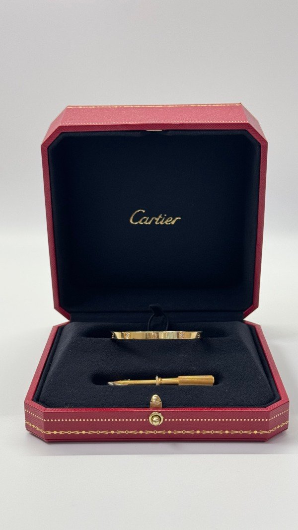 Cartier | 6 Diamond Love Bracelet Small Model
