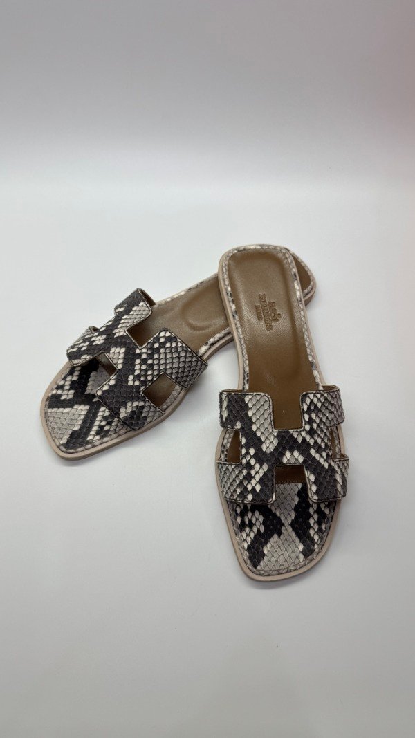 b202506646-hermes-oran-sandals-snake-2 Hermes | Oran Sandals Snake