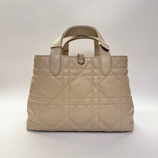 Dior | Medium Toujours Tote Bag Calfskin