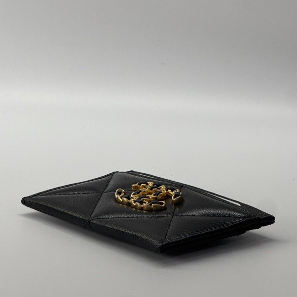 b202601693-chanel-card-holder-3 Chanel | Card Holder