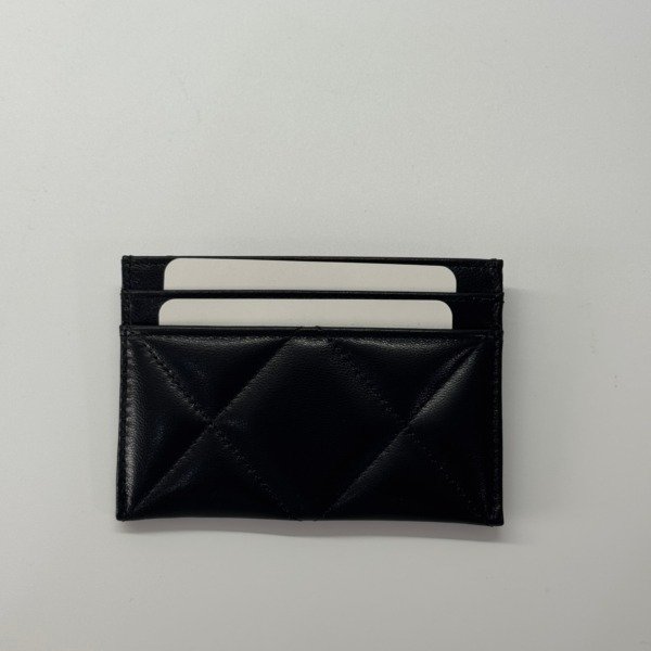 b202601693-chanel-card-holder-5 Chanel | Card Holder