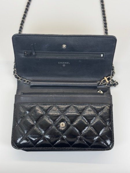 b202601710-chanel-wallet-on-chain-patent-leather-6 Chanel | Wallet On Chain (Patent Leather)