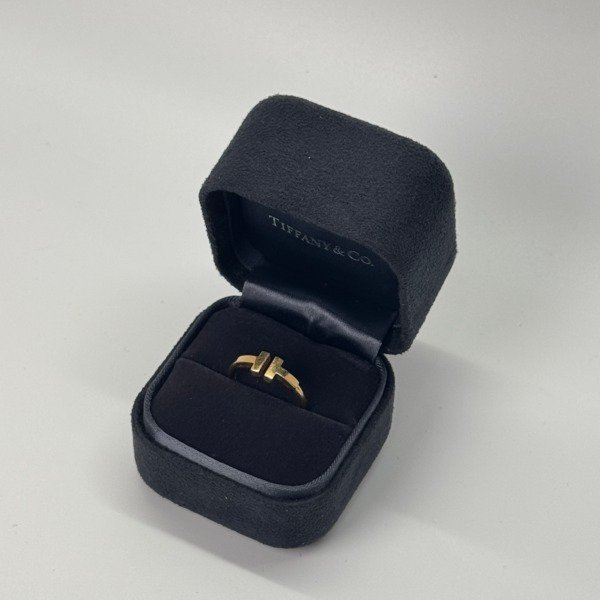 b202608681-tiffany-co-t-wire-ring-2 Tiffany & Co. | T Wire Ring