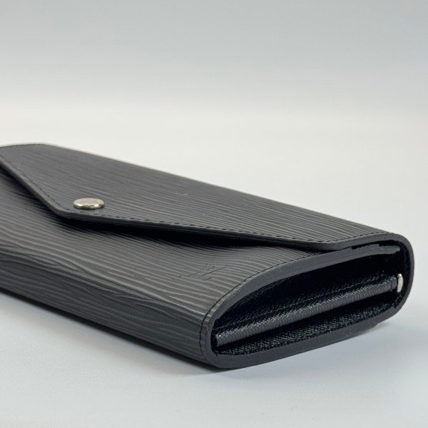 Louis Vuitton (LV) | Epi Long Wallet