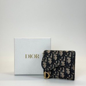 c202613720-dior-saddle-trifold-wallet Pre-Owned/ Pre-Loved/ Second-Hand Dior Saddle Trifold Wallet, Wallet in Blue, Gold Hardware Color, Trifold Size, Front View