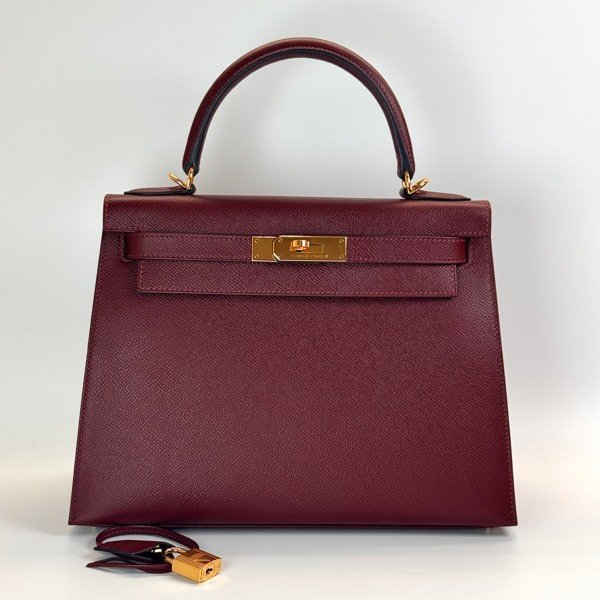 Pre-Owned/ Pre-Loved/ Second-Hand Hermes Kelly 28 Epsom Sellier, Bag in Rouge H, Gold Hardware Color, 28 Size, Front View