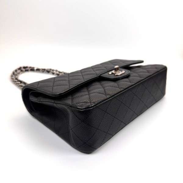 c202601784-chanel-medium-classic-flap-caviar-3 Chanel | Medium Classic Flap Caviar