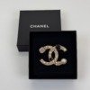 Pre-Owned/ Pre-Loved/ Second-Hand Chanel CC Crystal & Pearl Brooches, Others in Gold Color, 5.5cm Size, Front View