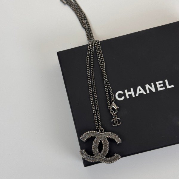 Chanel | CC Pendant Necklace