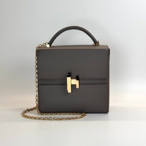 Pre-Owned/ Pre-Loved/ Second-Hand Hermes Cinhetic Box, Bag in Etain, Gold Hardware Color, 18.5 x 16.5 x 8.5 cm  Size, Front View