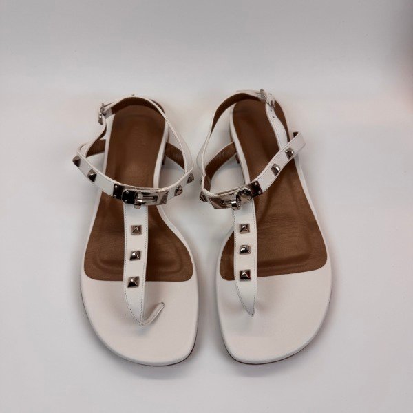 Pre-Owned/ Pre-Loved/ Second-Hand Hermes Kelly Sandals, Shoe in White, Palladium Hardware Color, 39 Size, Front View