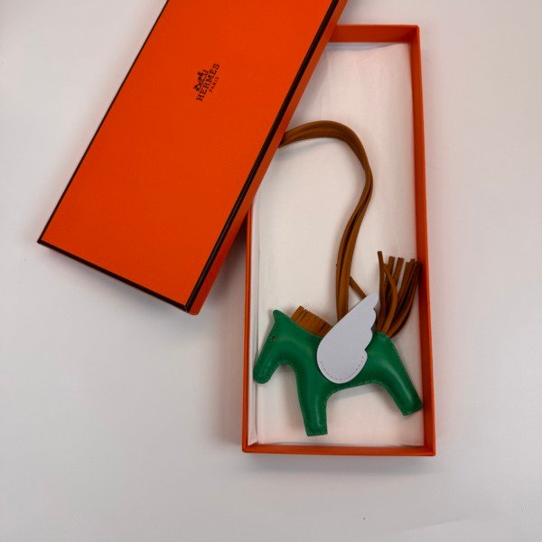 Pre-Owned/ Pre-Loved/ Second-Hand Hermes Pegasus Charm, Others in Green Color,  Size, Front View