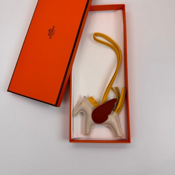c202606781-hermes-pegasus-charm-1 Hermes | Pegasus Charm