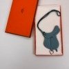 c202606783-hermes-saddle-charm-1 Hermes | Saddle Charm