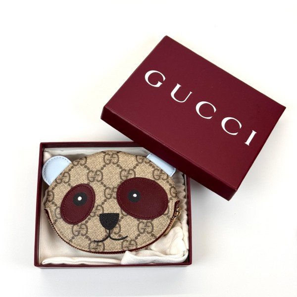 Pre-Owned/ Pre-Loved/ Second-Hand Gucci Zippy Coin Panda, Bag in Monogram, burgundy Color,  Size, Front View