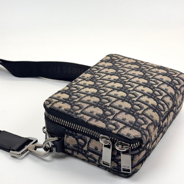 c202613814-dior-zipped-pouch-messenger-2 Dior | Zipped Pouch Messenger