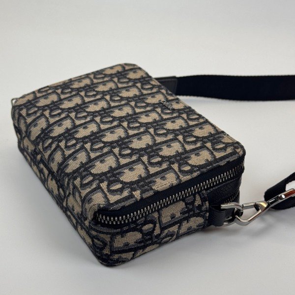 c202613814-dior-zipped-pouch-messenger-3 Dior | Zipped Pouch Messenger