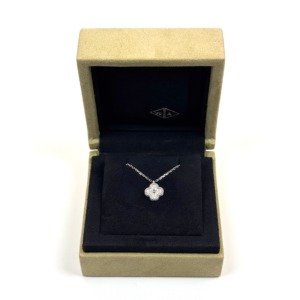 b202602865-van-cleef-arpels-vca-sweet-diamond-alhambra-necklace Pre-Owned/ Pre-Loved/ Second-Hand Van Cleef & Arpels (VCA) Sweet Diamond Alhambra Necklace, Necklace in White Gold Color, Sweet Size, Front View