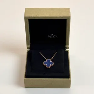 b202602872-van-cleef-arpels-vca-agate-vintage-alhambra-necklace Pre-Owned/ Pre-Loved/ Second-Hand Van Cleef & Arpels (VCA) Agate Vintage Alhambra Necklace, Necklace in Blue Agate, Yellow Gold Color, Vintage Size, Front View
