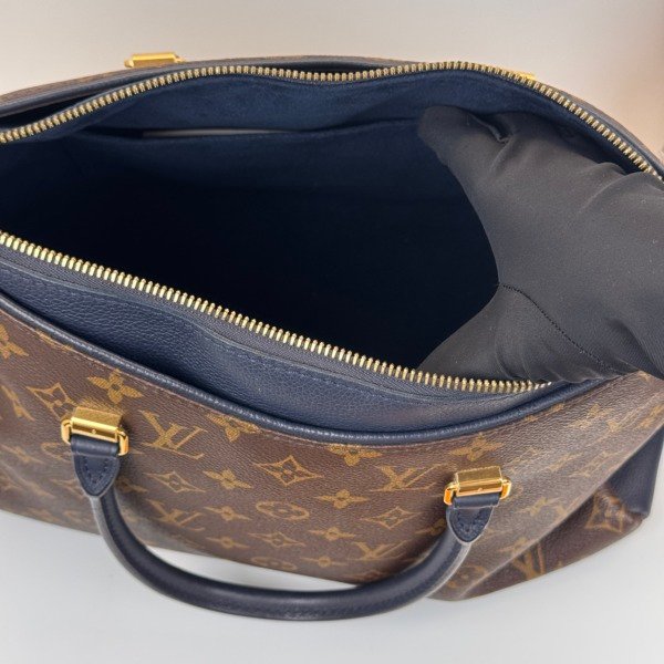 b202605866-louis-vuitton-lv-pallas-mm-2 Louis Vuitton (LV) | Pallas MM