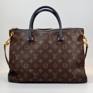b202605866-louis-vuitton-lv-pallas-mm Pre-Owned/ Pre-Loved/ Second-Hand Louis Vuitton (LV) Pallas MM, Bag in Monogram, Navy Color, 32 x 23 x 14 cm Size, Front View