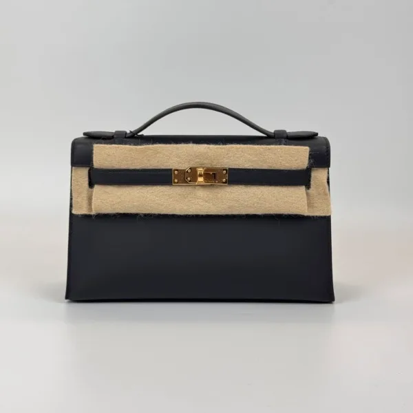 b202606706-hermes-kelly-pochette Pre-Owned/ Pre-Loved/ Second-Hand Hermes Mini Kelly Pochette, Bag in Black, Gold Hardware Color, 22 x 14 x 7cm Size, Front View