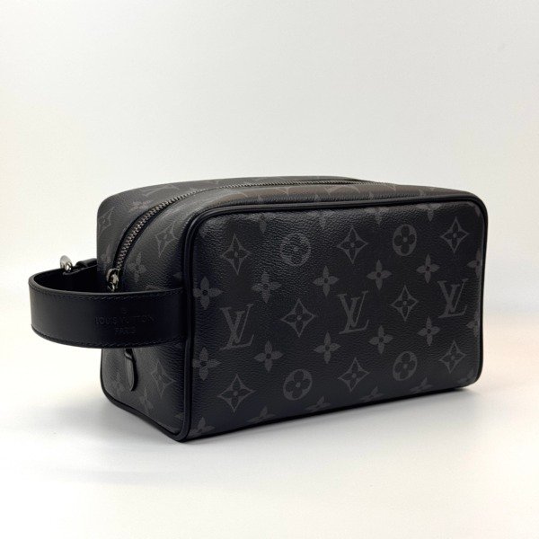 Louis Vuitton (LV) | Locker Dopp Kit