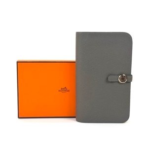 Pre-Owned/ Pre-Loved/ Second-Hand Hermes Dogon Long Wallet, Wallet in Gris Misty Color, W20 x H10 cm Size, Front View