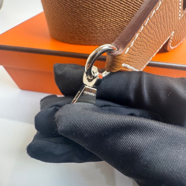 c202606860-hermes-canvas-attelage-bag-strap-2 Hermes | Canvas Attelage Bag Strap