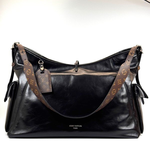 b202605892-louis-vuitton-lv-carryall-vibe-cargo-travel-bag-large-size-1 Louis Vuitton (LV) | Carryall Vibe Cargo Travel Bag (Large Size)