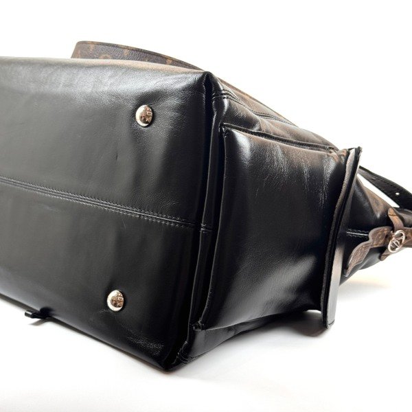 b202605892-louis-vuitton-lv-carryall-vibe-cargo-travel-bag-large-size-7 Louis Vuitton (LV) | Carryall Vibe Cargo Travel Bag (Large Size)