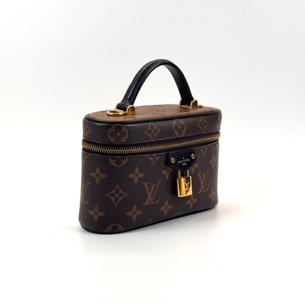 Louis Vuitton (LV) | Vanity Chain Pouch