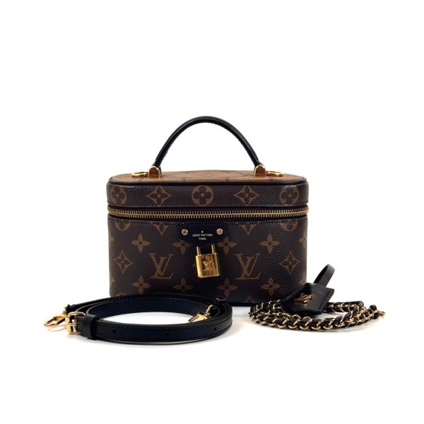 Pre-Owned/ Pre-Loved/ Second-Hand Louis Vuitton (LV) Vanity Chain Pouch, Bag in Monogram Color, 19 x 11.5 x 6.5 cm Size, Front View