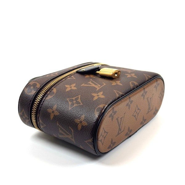 Louis Vuitton (LV) | Vanity Chain Pouch