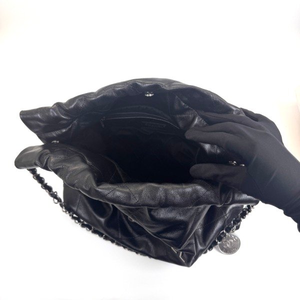 Chanel | Small Chanel 22