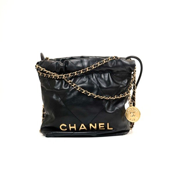 Pre-Owned/ Pre-Loved/ Second-Hand Chanel Mini Chanel 22 (Detachable strap), Bag in Black, Gold Hardware Color, Mini Size, Front View