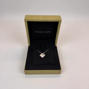 Pre-Owned/ Pre-Loved/ Second-Hand Van Cleef & Arpels (VCA) White Mother of Pearl Necklace, Necklace in White Gold, White Mother of Pearl Color,  Size, Front View