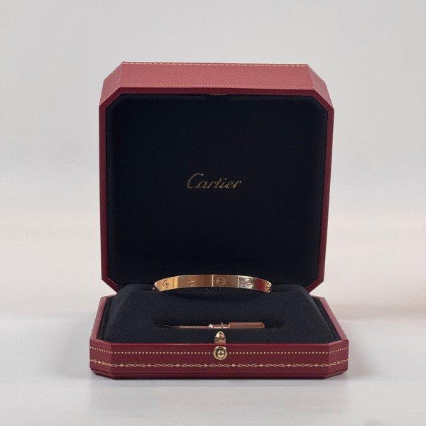 c202603890-cartier-hinged-love-bracelet-classic Pre-Owned/ Pre-Loved/ Second-Hand Cartier Hinged Love Bracelet Classic, Bracelet in Rose Gold Color, 17 Size, Front View