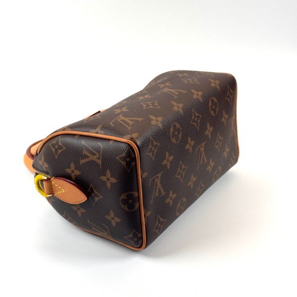 Louis Vuitton (LV) | Speedy 20